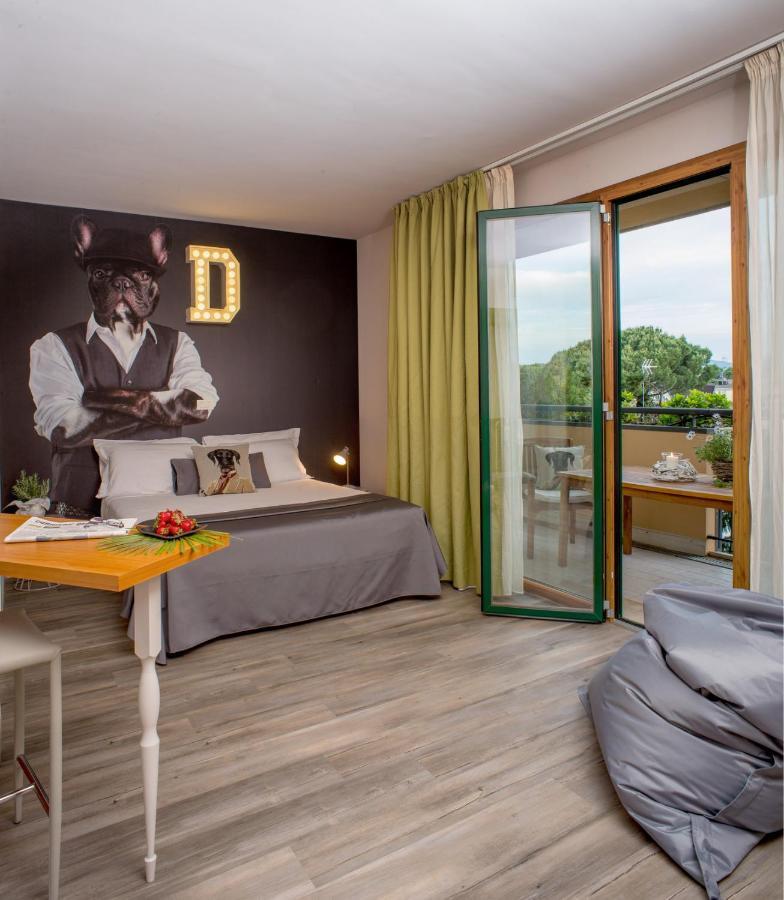 Residence Dory Риччоне Екстер'єр фото